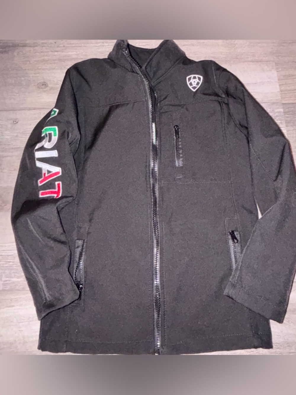 Ariat unisex kids softshell Mexico Jacket sz 10